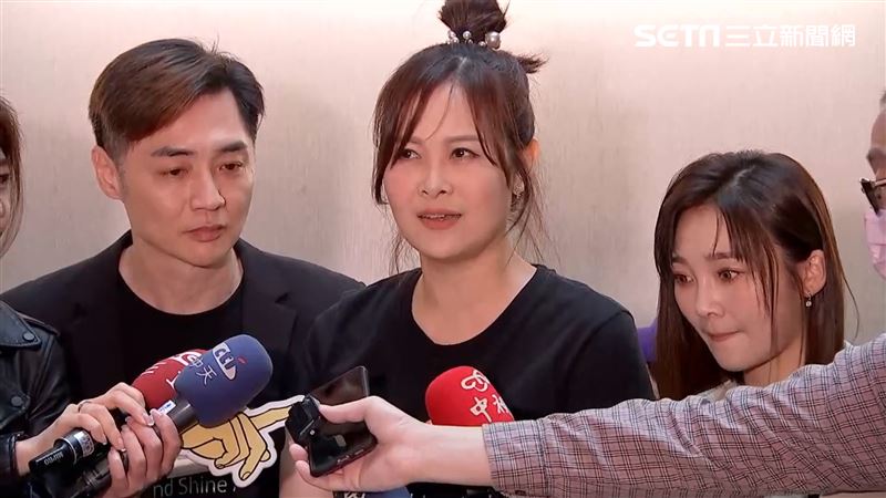  宋逸民 